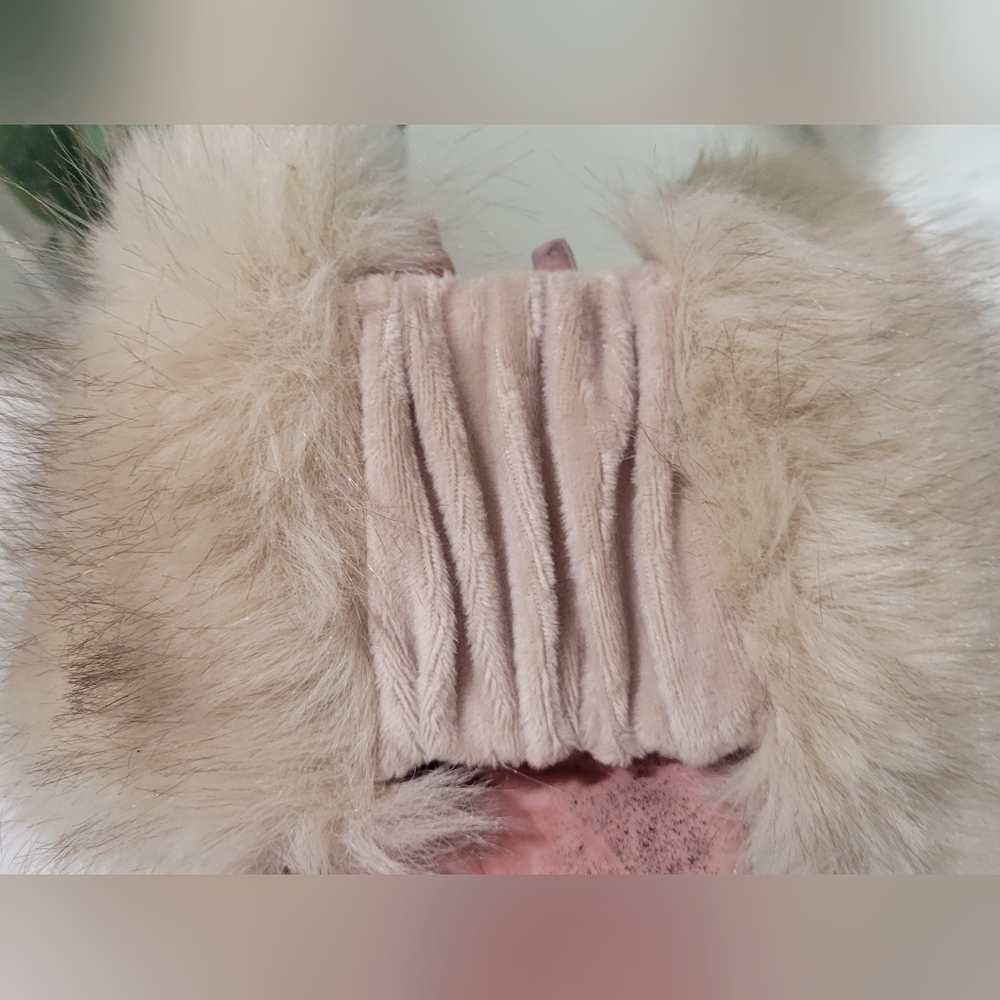 Sale Faux Fur Headband  in White + Cream. Ear Muff  Ear Warmer. - Picture 4 of 7